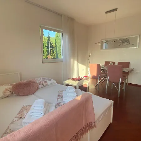 Apartment 'amano' *